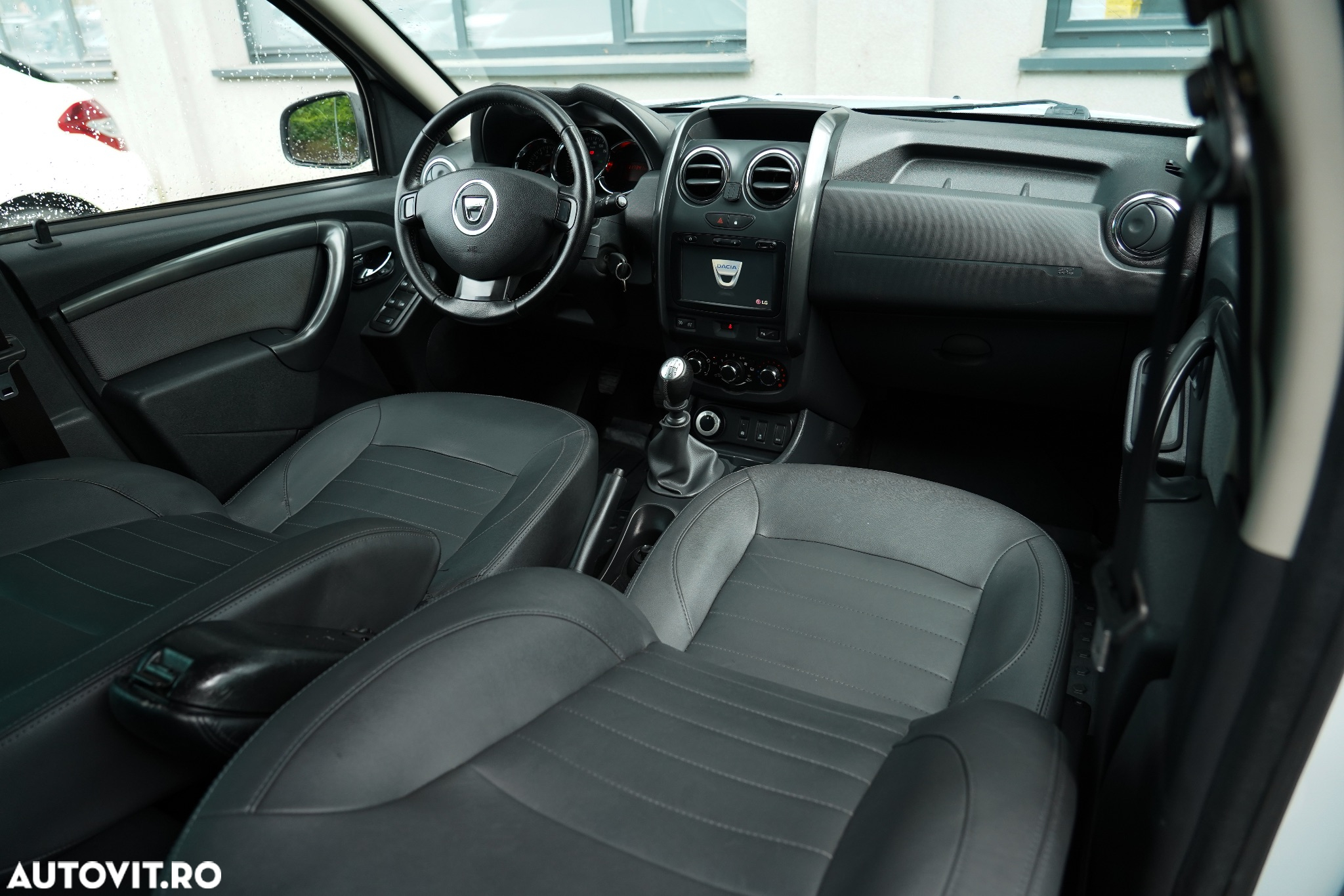 Dacia Duster dCi 110 FAP 4x4 Prestige - 10