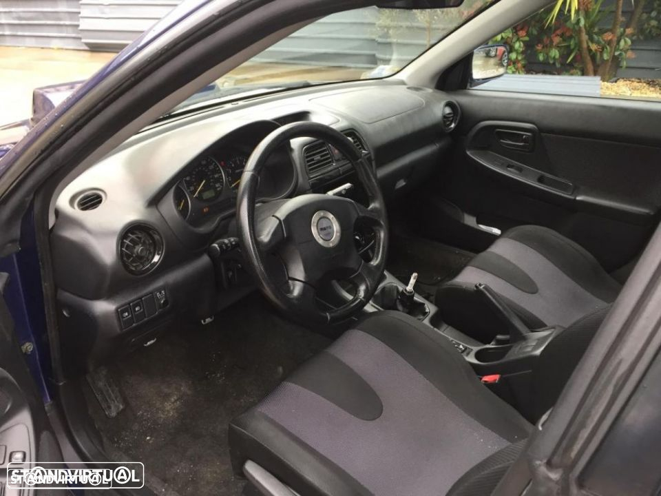 Subaru Impreza WRX 2.0 Turbo de 2001 para peças - 4