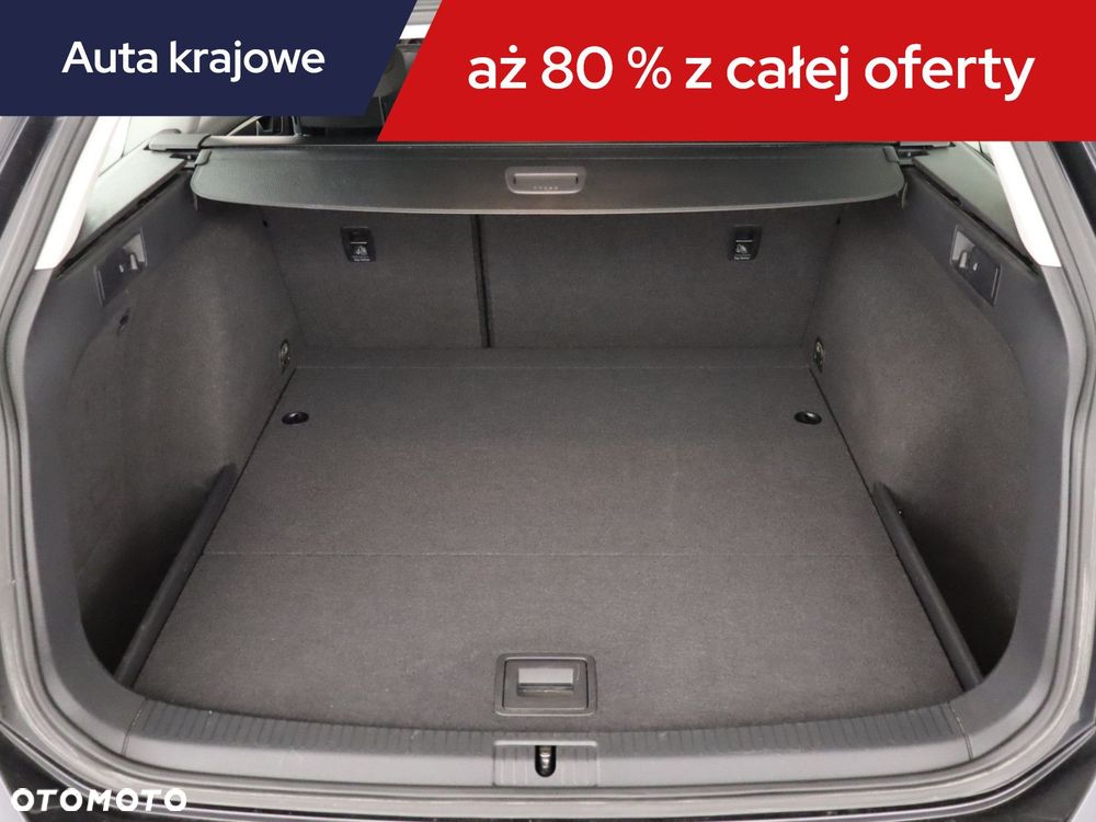 Volkswagen Golf Variant - 16