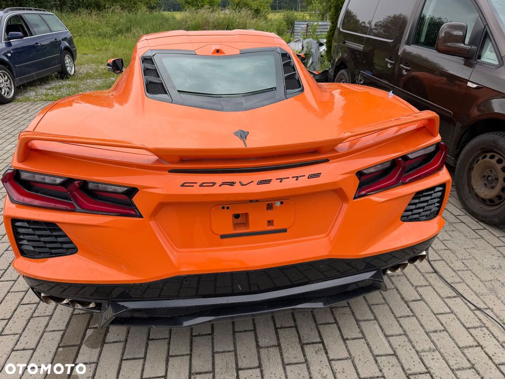 Chevrolet Corvette - 5