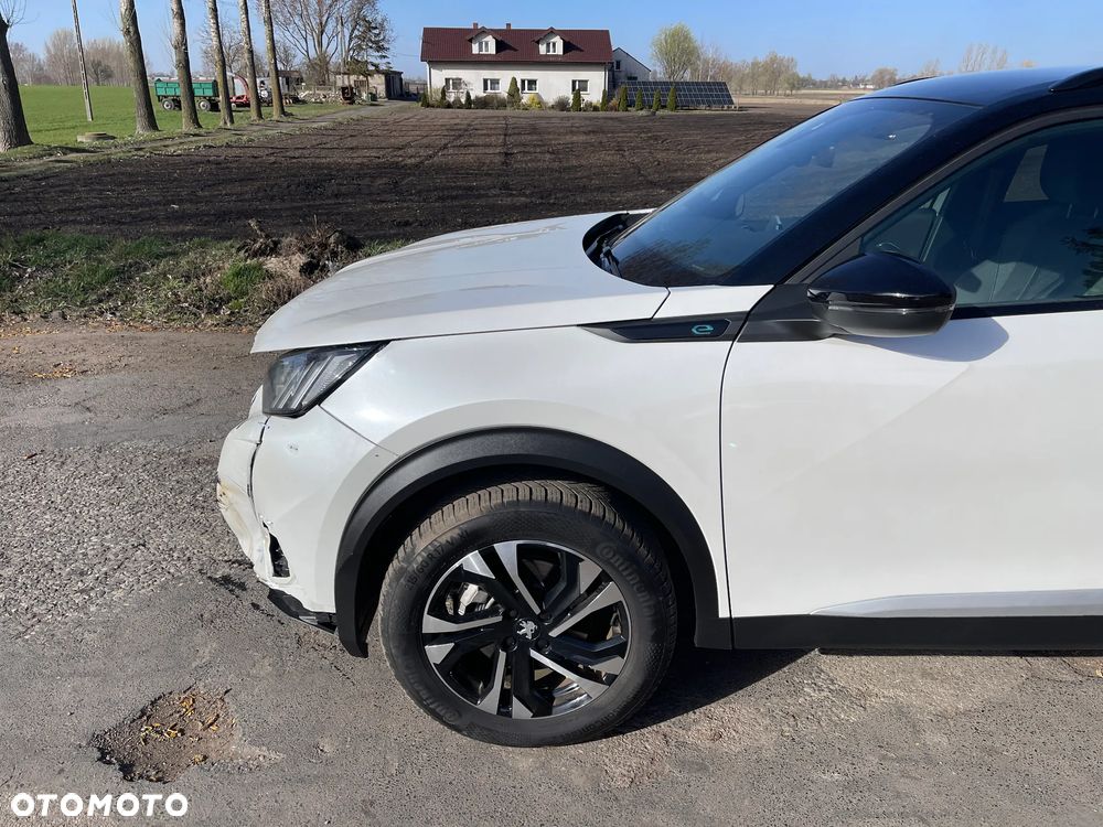 Peugeot 2008 50kWh GT - 34