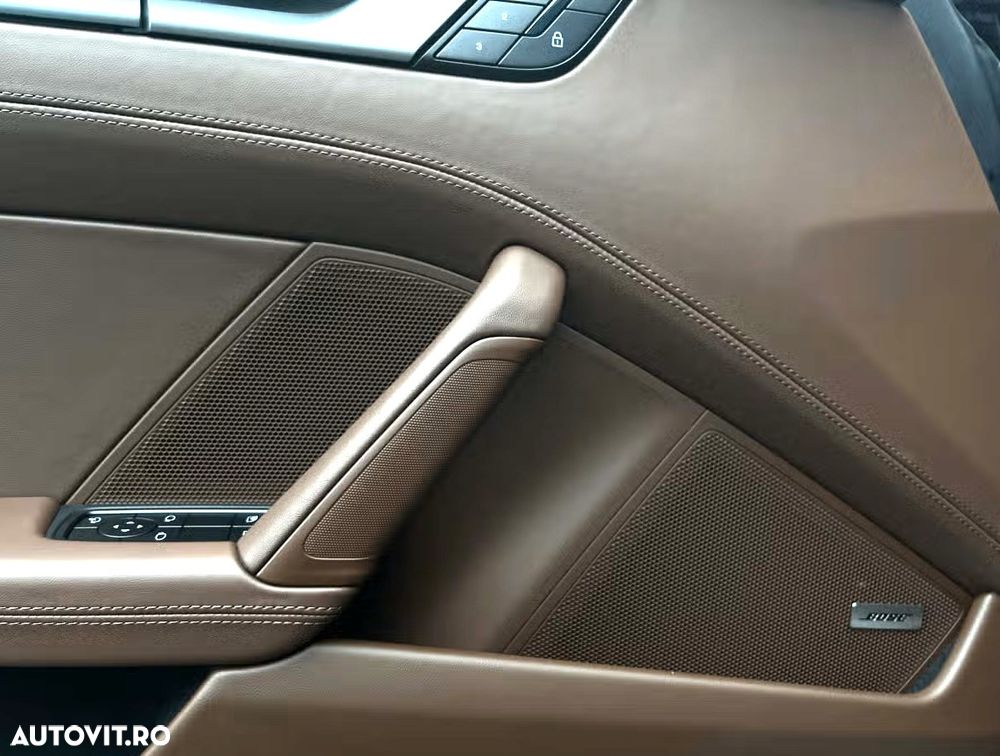 Porsche 911 Carrera 4S PDK - 10