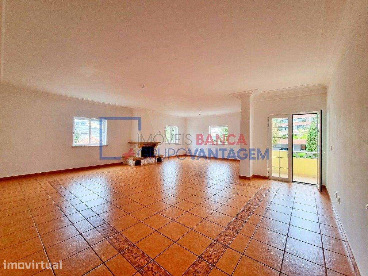 Apartamento, para venda, Sintra - S.Maria e S.Miguel, S.Martinho, S... - Grande imagem: 2/19