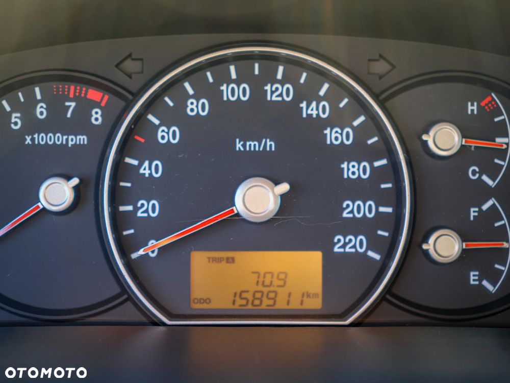 Kia Carens - 17
