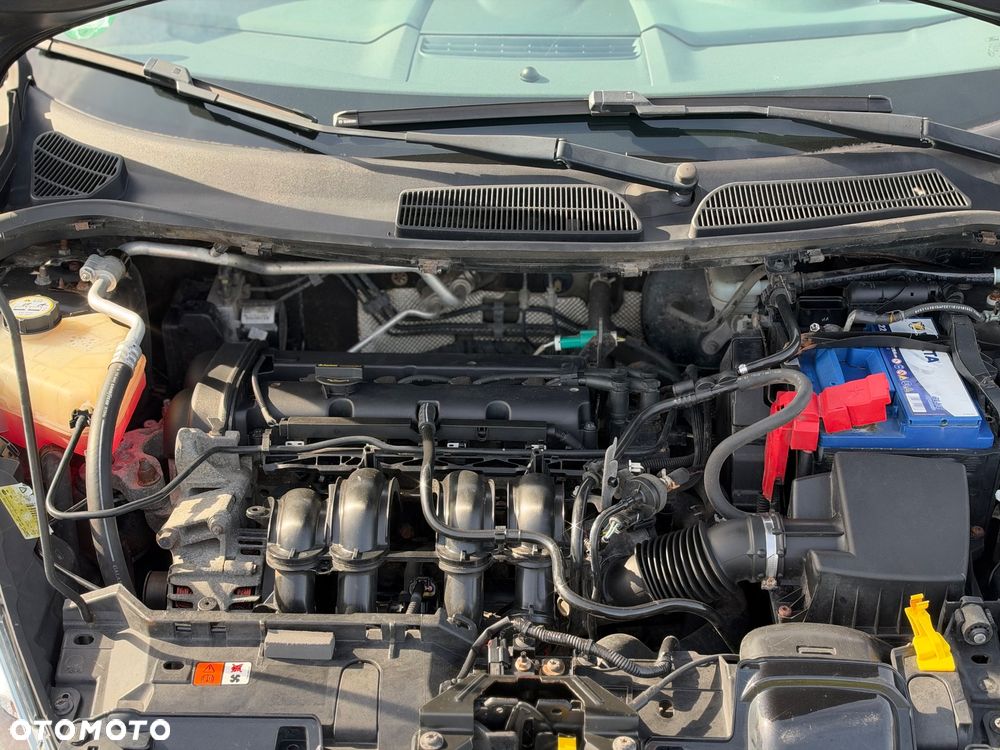 Ford Fiesta 1.4 Autom Titanium - 27