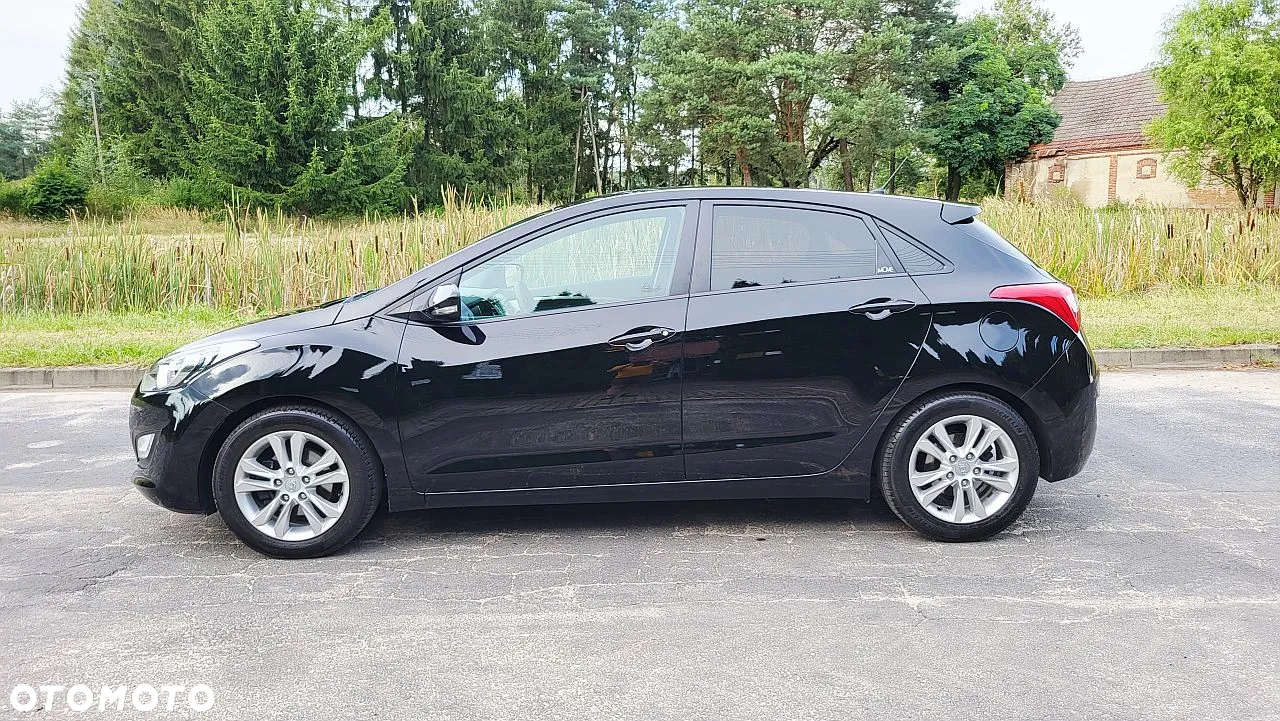 Hyundai i30 1.4 Intro Edition - 4
