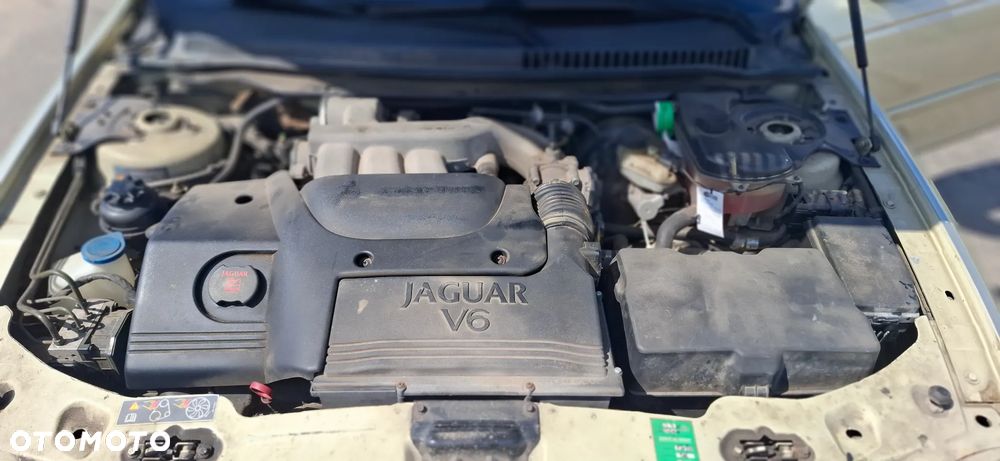 Jaguar X-Type 2.5 Sport - 19