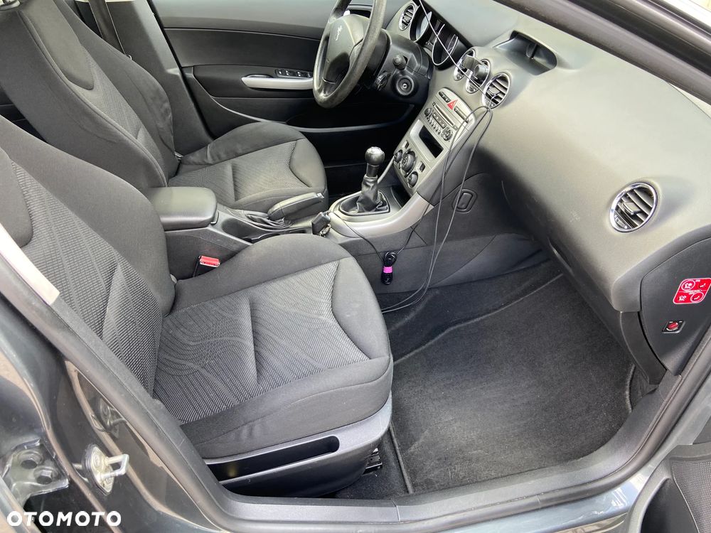Peugeot 308 - 22
