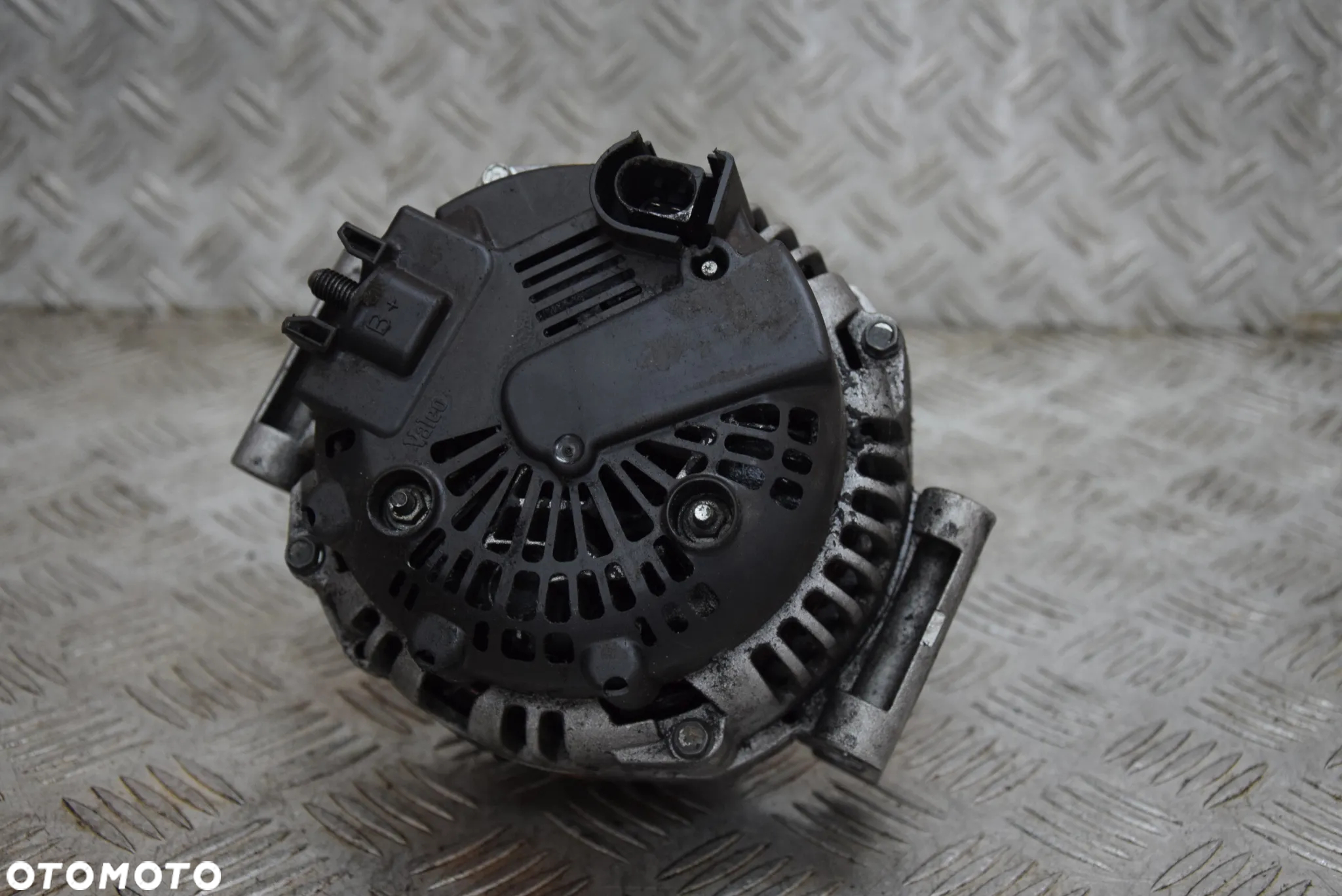 JEEP GRAND CHEROKEE WK 3.0 CRD ALTERNATOR - 3