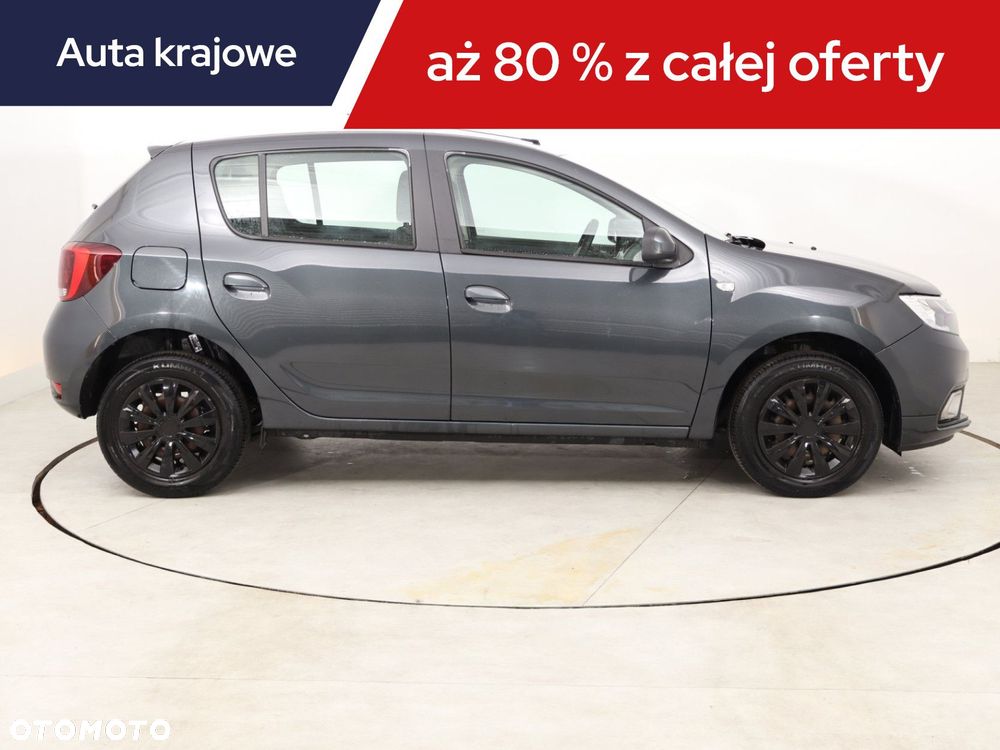 Dacia Sandero - 8