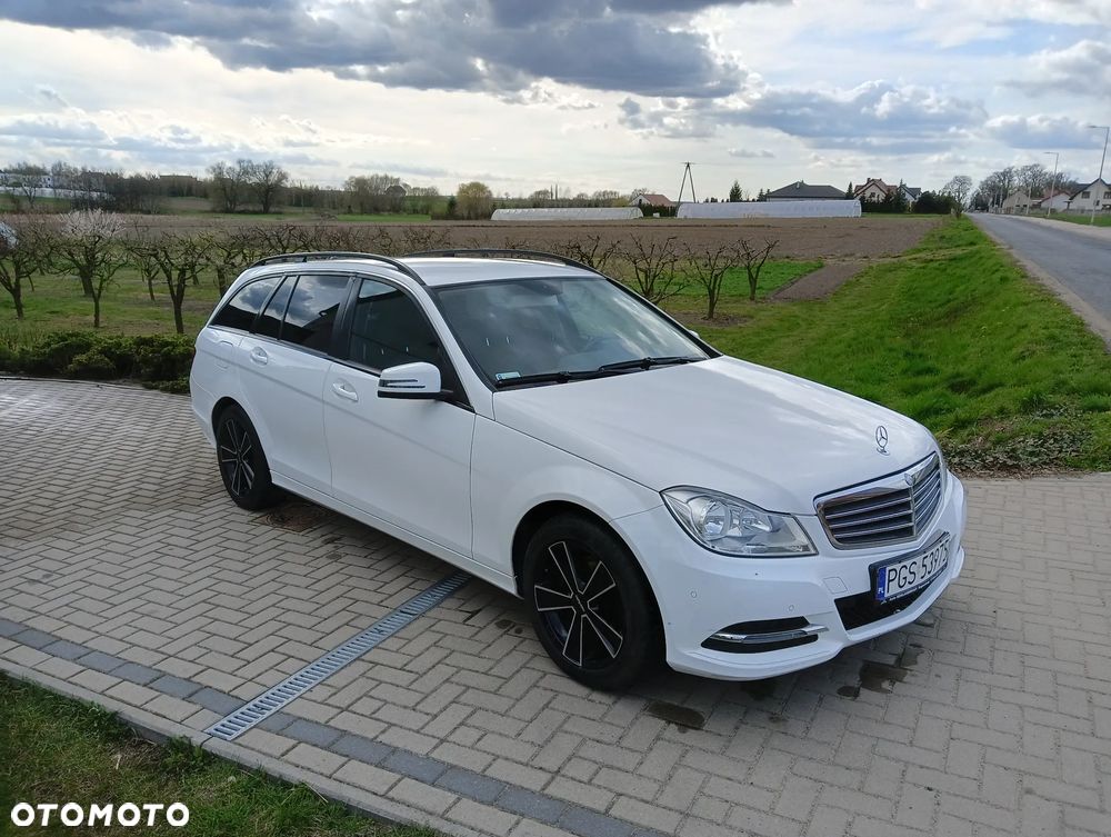 Mercedes-Benz Klasa C 200 CDI DPF (BlueEFFICIENCY) - 3