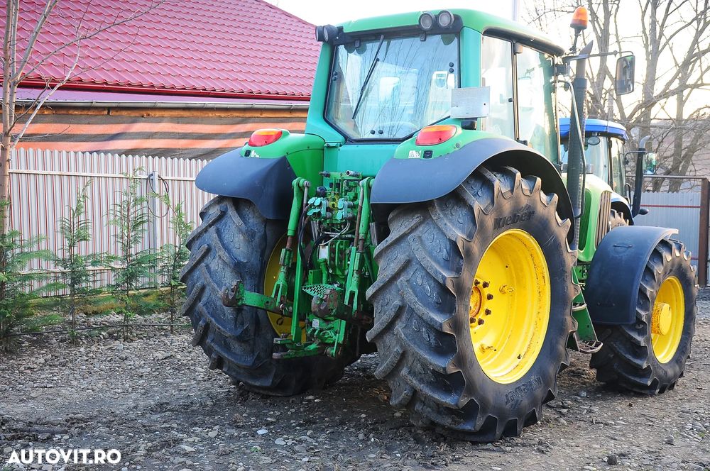 John Deere Tractor JD 6920S - 3