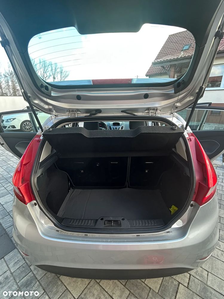 Ford Fiesta - 9