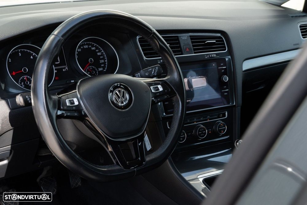VW Golf 1.6 TDI Confortline - 35