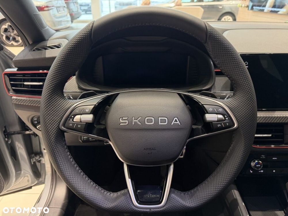 Skoda Kamiq 1.5 TSI Monte Carlo DSG - 32