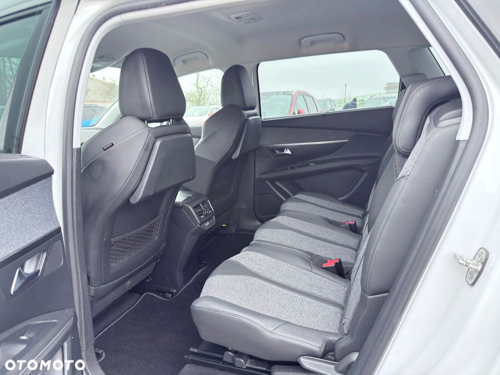 Peugeot 5008 BlueHDi 130 EAT8 GT - 16