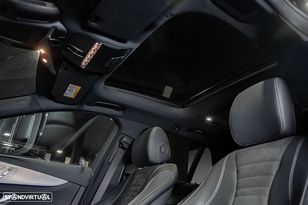 Mercedes-Benz E 300 - 32