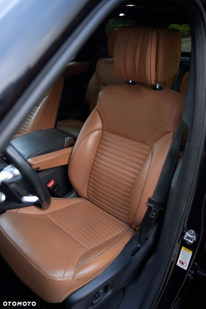Land Rover Discovery 3.0 Si6 HSE Luxury - 22