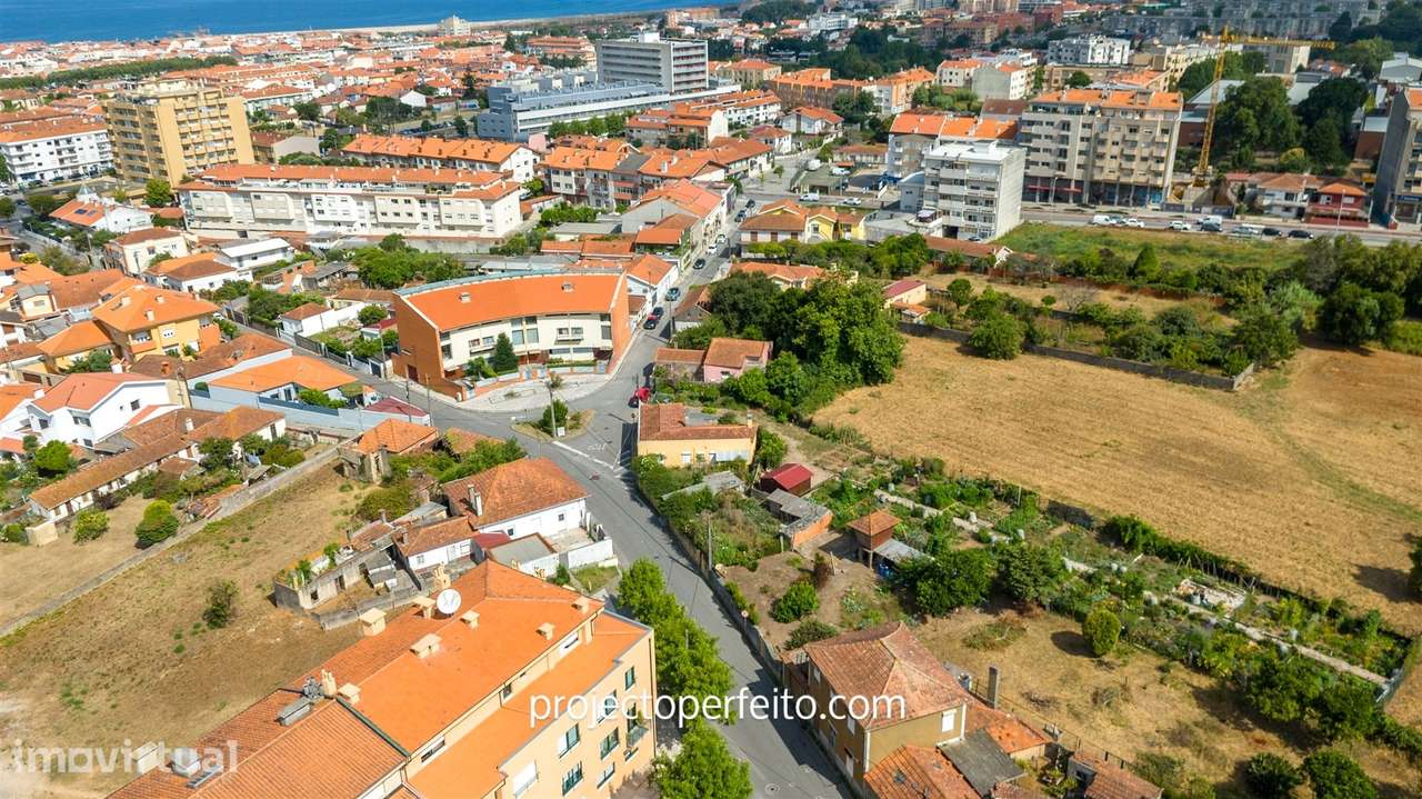 Moradia T5 Venda em Anta e Guetim,Espinho - Grande imagem: 4/10