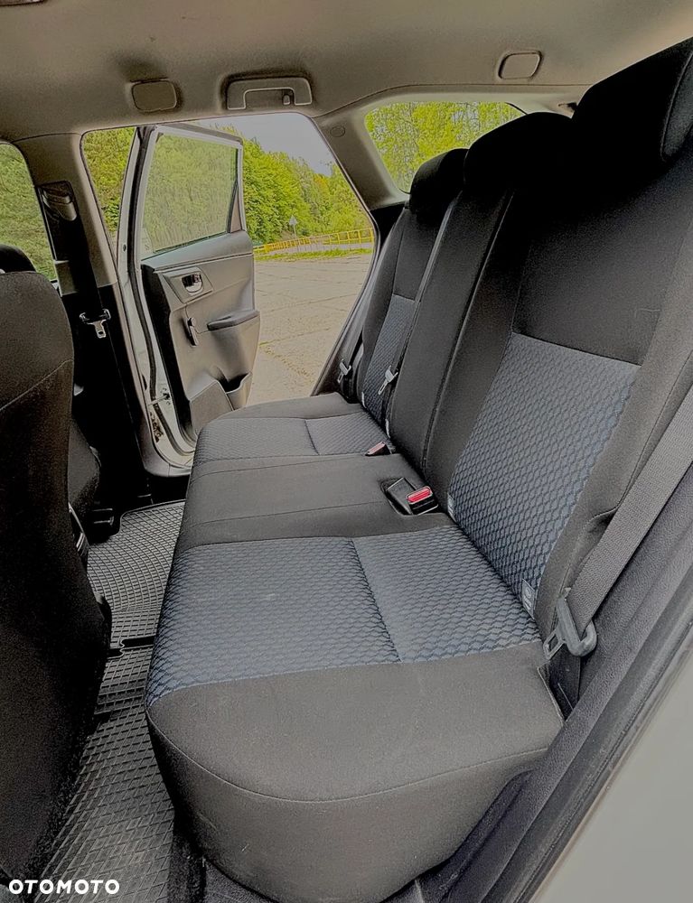 Toyota Auris 1.4 D-4D Active - 8