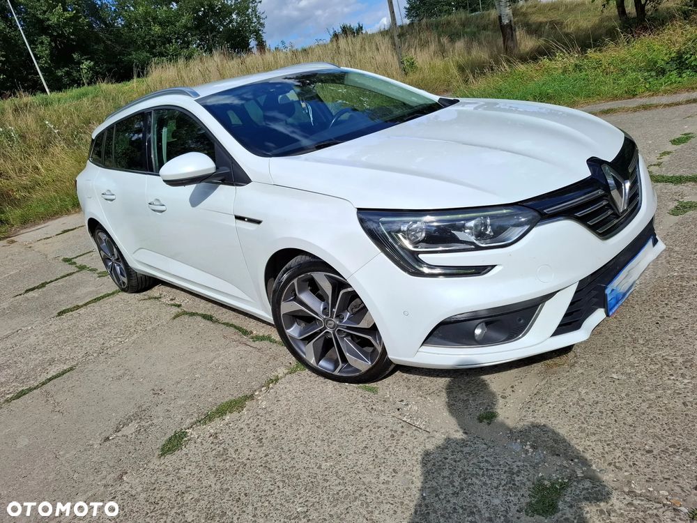 Renault Megane 1.5 Blue dCi Intens - 12