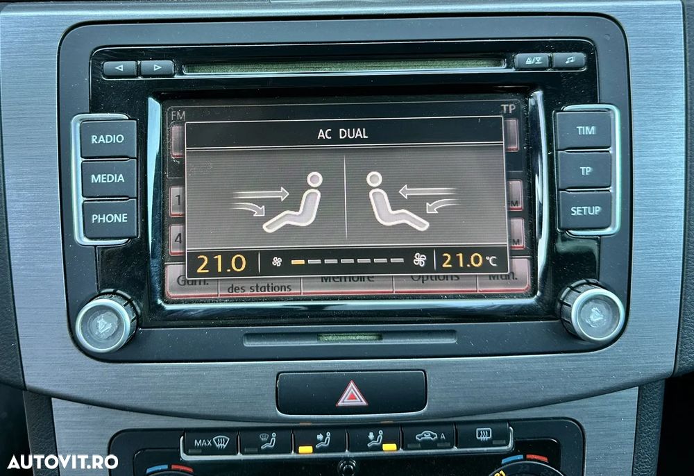 Volkswagen Passat - 13