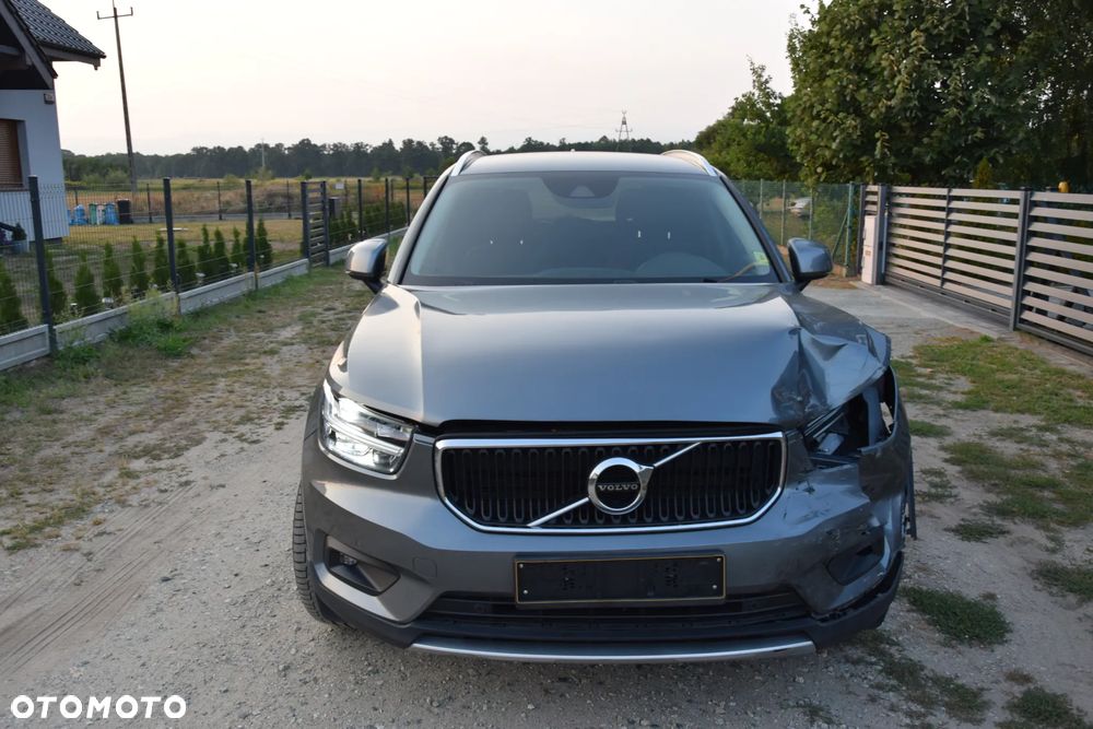 Volvo XC 40 T4 Geartronic Momentum - 3