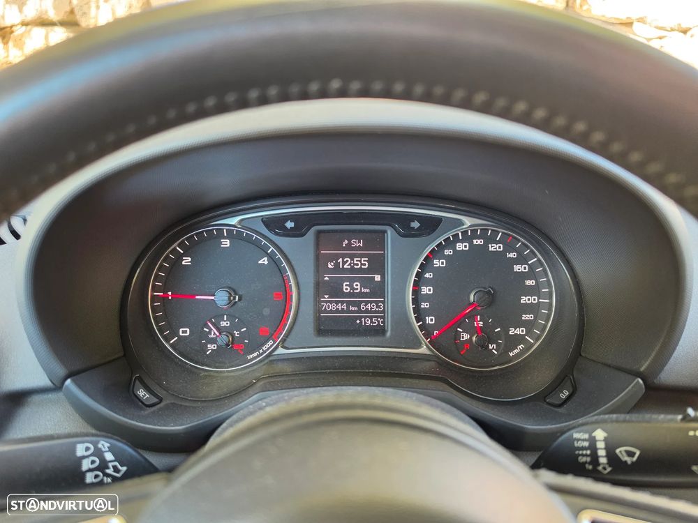 Audi A1 Sportback 1.6 TDI Advance - 17