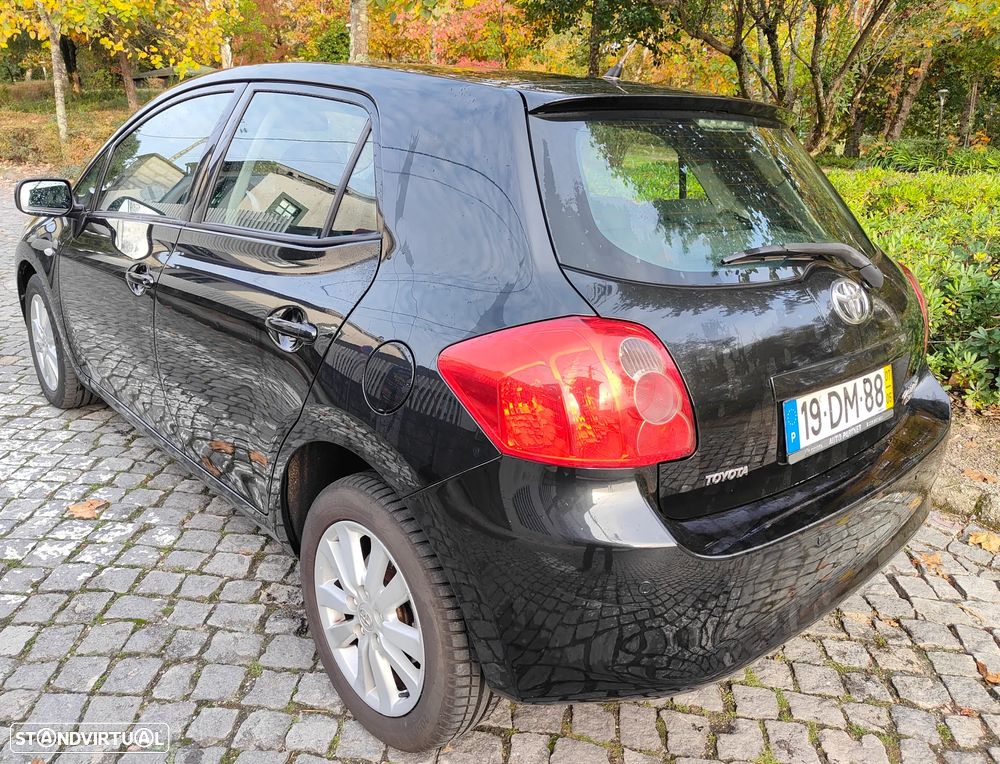 Toyota Auris 1.4 D-4D AC - 5