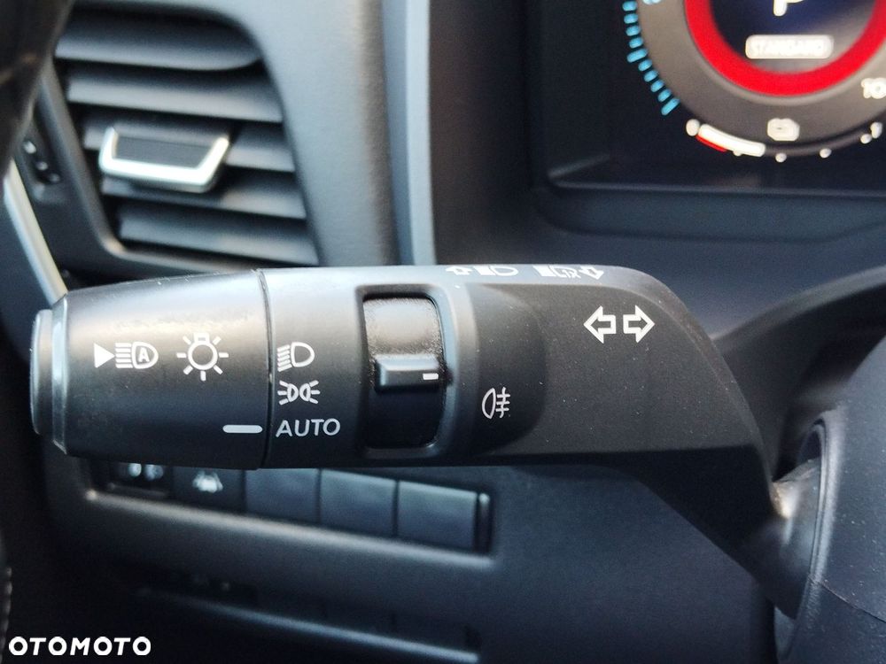 Nissan Qashqai 1.5 e-POWER N-Connecta - 19
