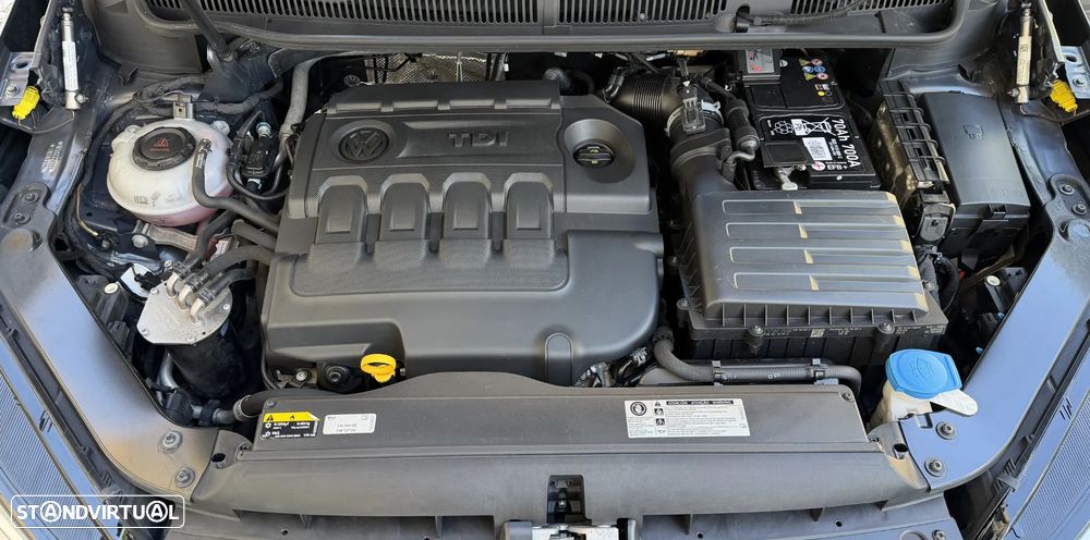 VW Touran 1.6 TDI Confortline - 31