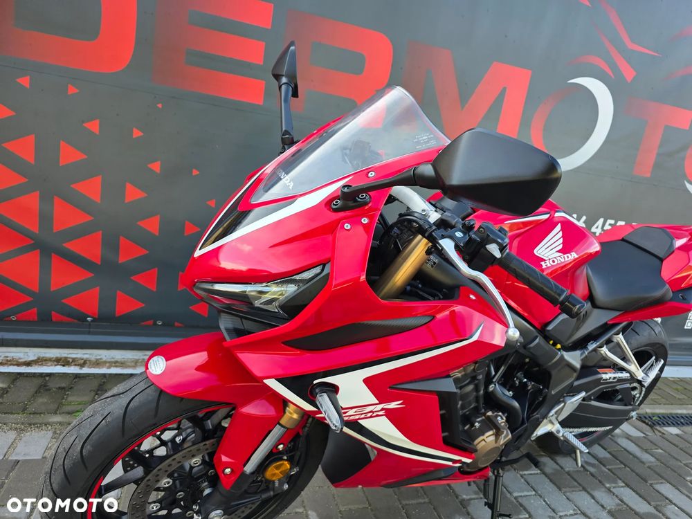 Honda CBR - 13
