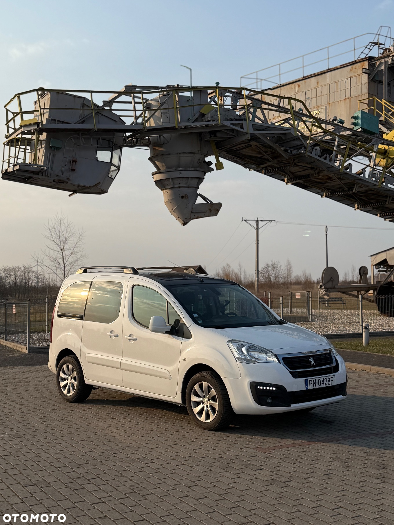 Peugeot Partner 1.6 BlueHDi Outdoor S&S - 6