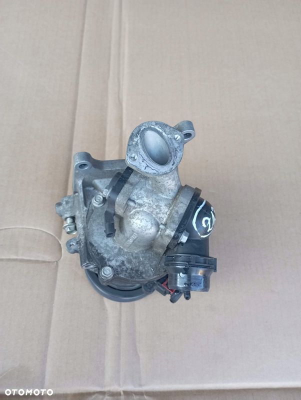 OPEL ZAFIRA C 1.6 CDTI POMPA WODY 55488479 - 4