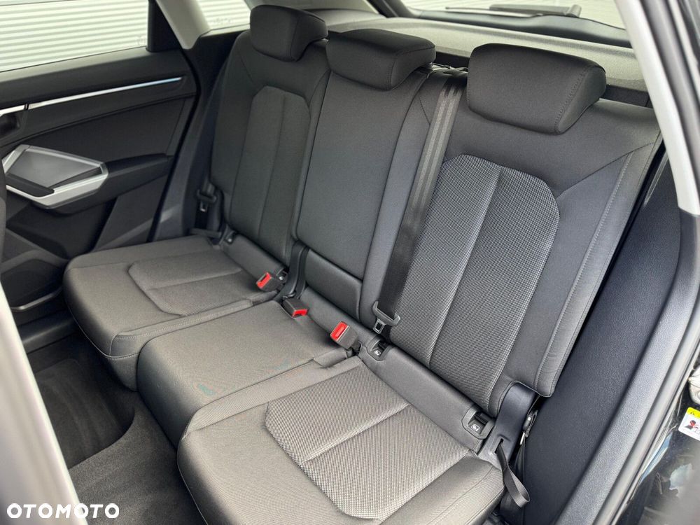 Audi Q3 35 TFSI Advanced S tronic - 25