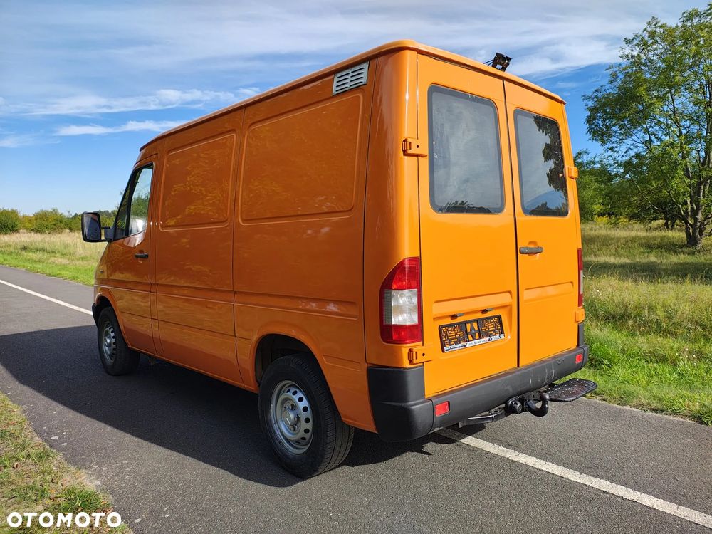 Mercedes-Benz SPRINTER - 8