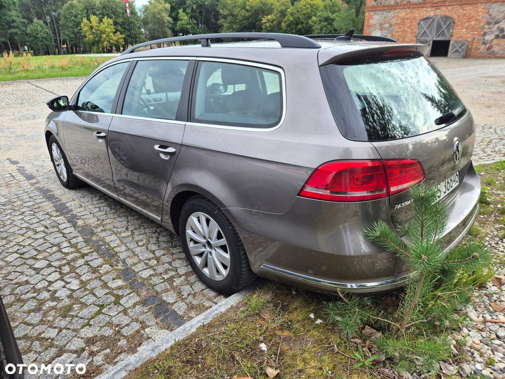 Volkswagen Passat - 5