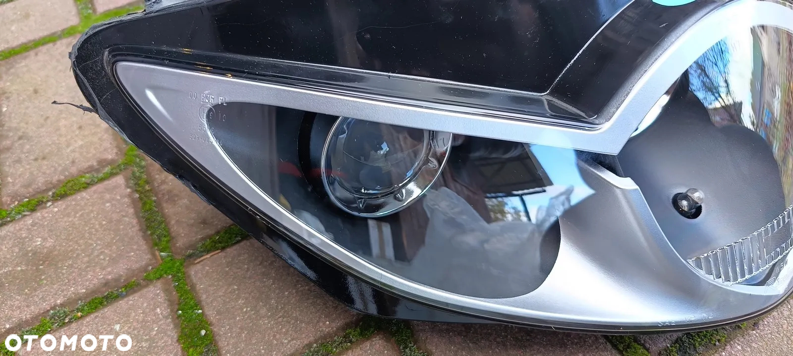 TRIUMPH SPRINT ST 1050 Lampa przód Reflektor - 4