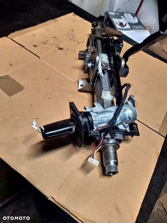 Stacyjka kluczyk skoda octavia 3