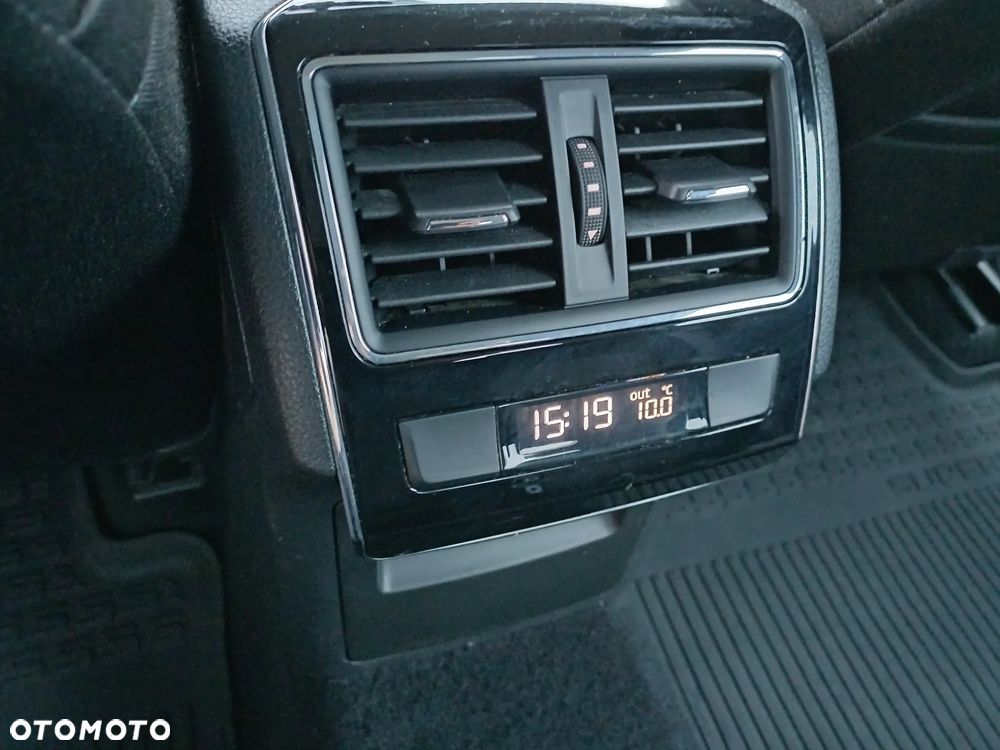 Skoda Superb 2.0 TDI Ambition DSG - 10