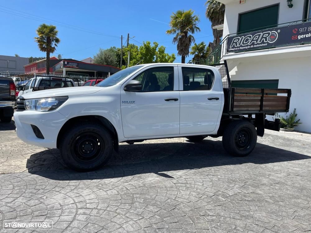 Toyota Hilux HILUX VIII 2.4 D (150CV) - 3