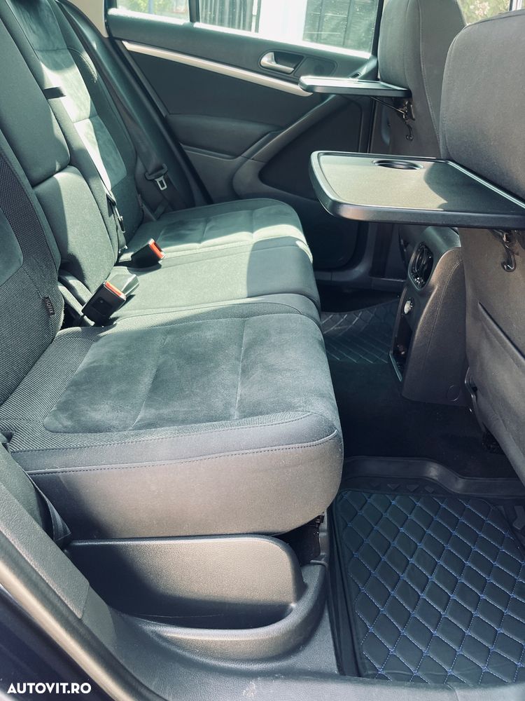 Volkswagen Tiguan - 12