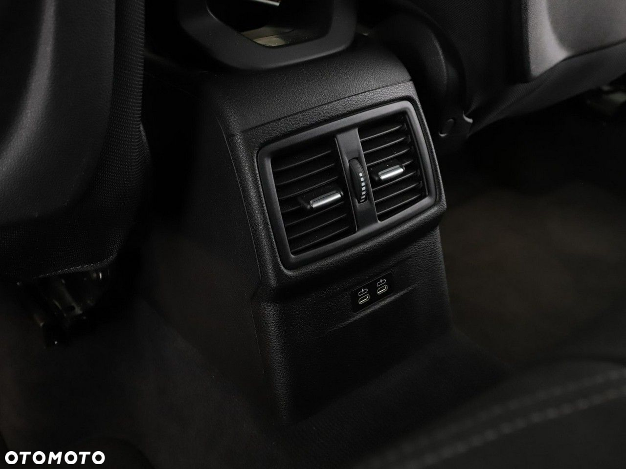 BMW X1 sDrive18d Sport Line - 38