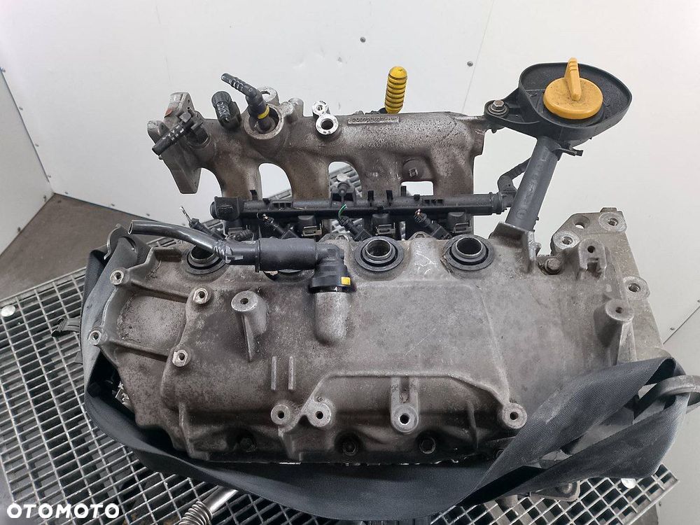 SILNIK RENAULT CLIO III D4FH784 1.2 TCE - 8