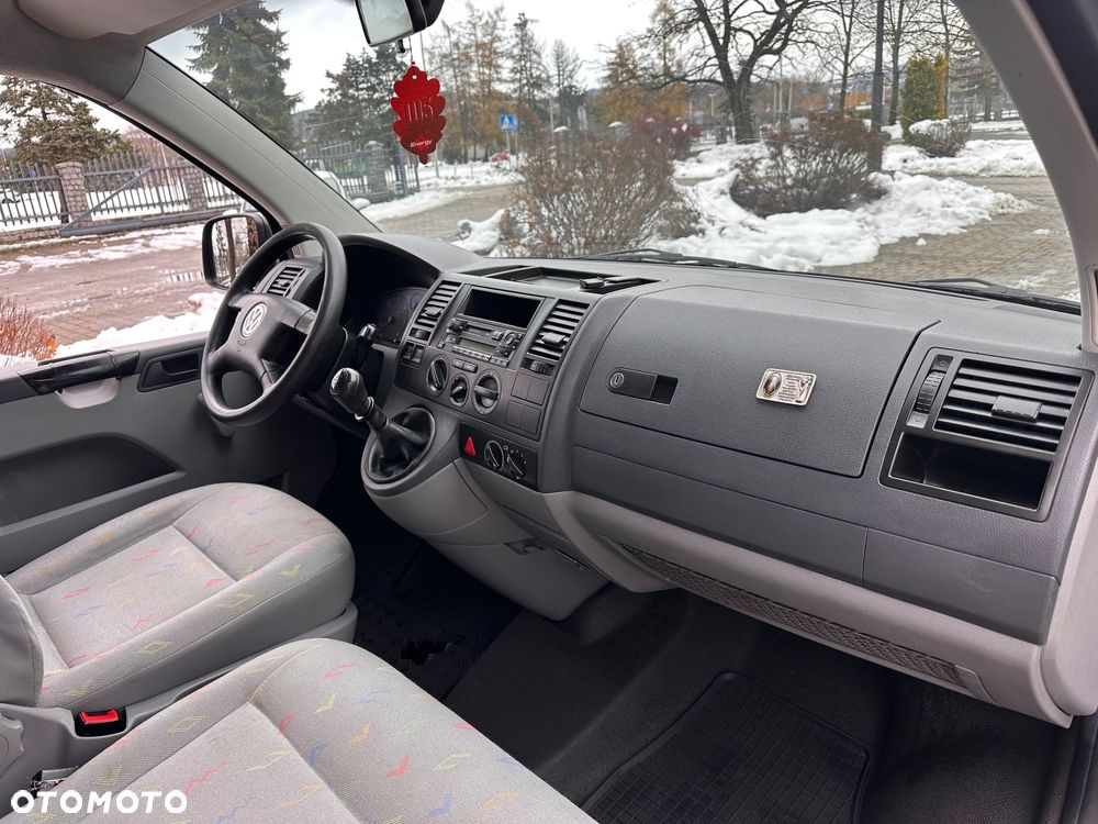 Volkswagen Transporter Caravelle Lang (5.Si.) - 16