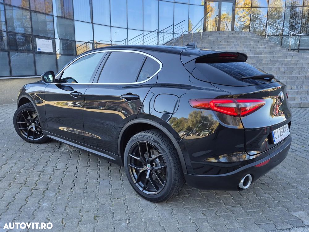 Alfa Romeo Stelvio 2.0 Turbo AWD AT8 Veloce - 12