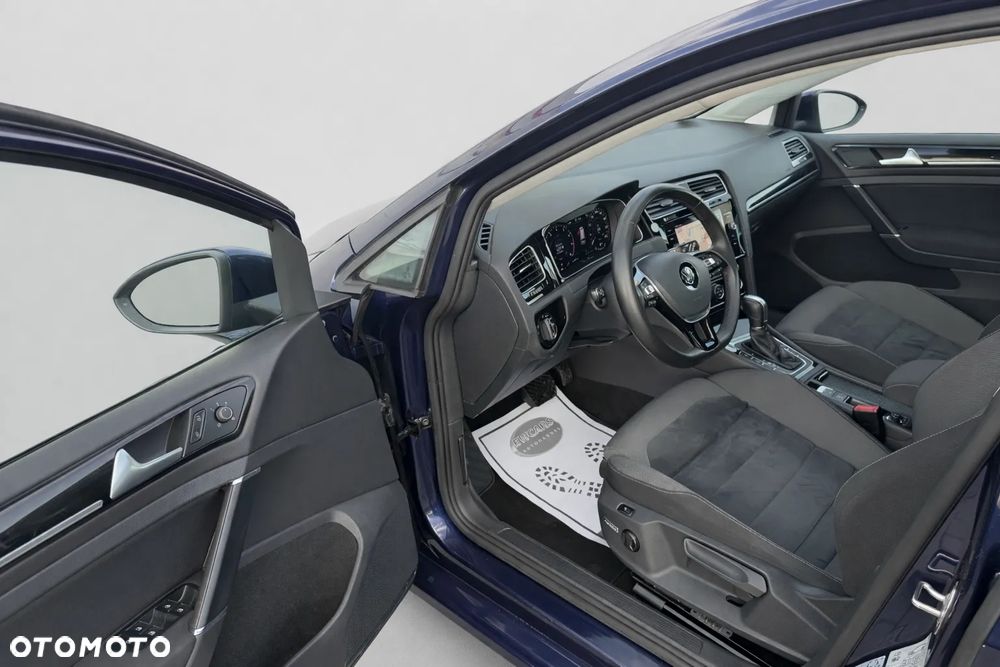 Volkswagen Golf 1.5 TSI BMT Evo Highline DSG - 26