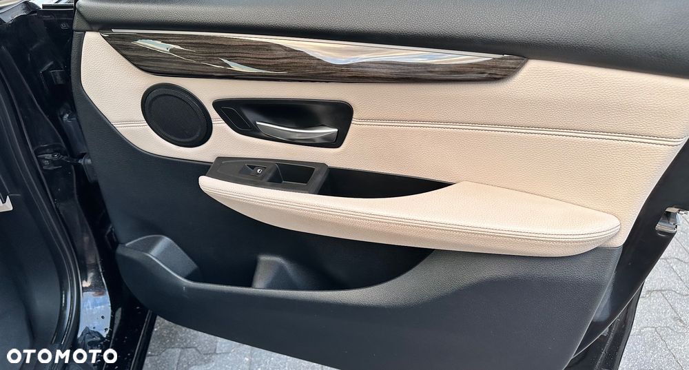 BMW Seria 2 218i Luxury Line - 27