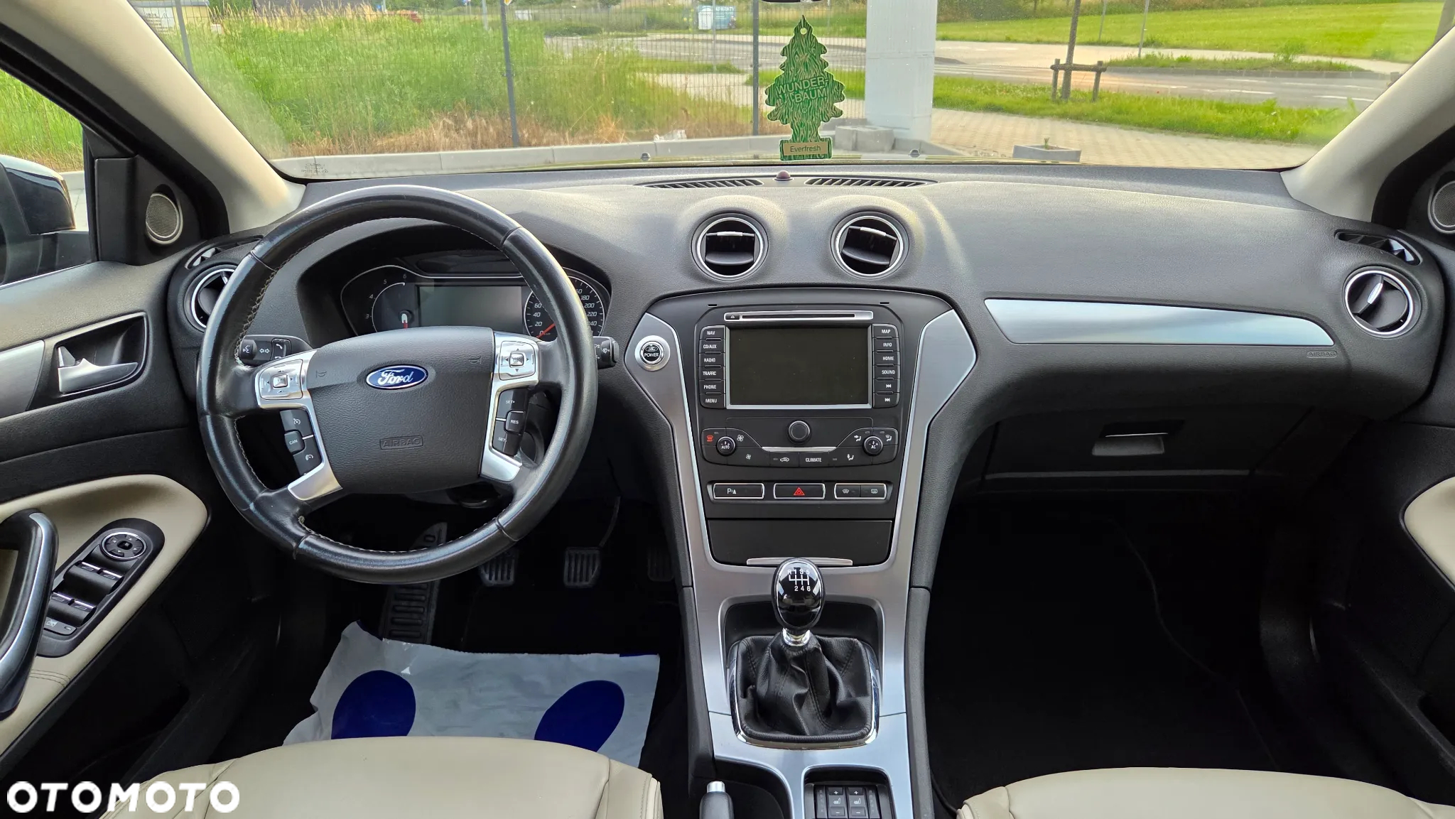 Ford Mondeo 2.0 TDCi Titanium - 21