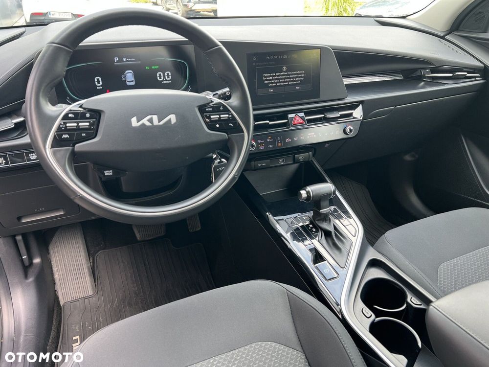 Kia Niro 1.6 GDI Hybrid M - 24
